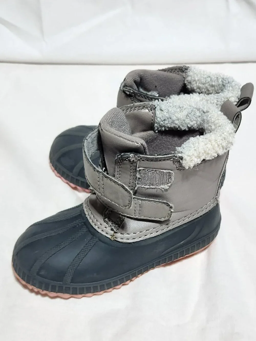Toddler Girls’ Winter Boots – Size 8 | Perfect for Back‑to‑School & Fall!